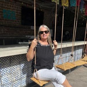 Meet your Posher, Alice